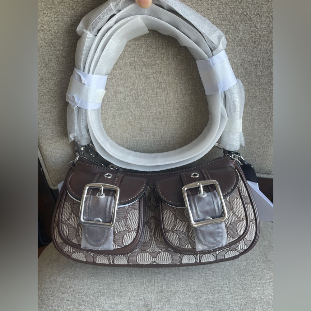 NWT！COACH ASHTON SHOULDER BAG IN SIGNATURE JACQUARD（CBJ00）for holiday gift